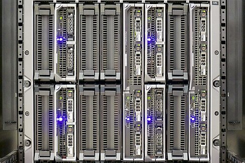 Bladecenter in Betrieb - © HTW Berlin / Torsten Rack